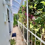 Sunrise Deluxe Apartment